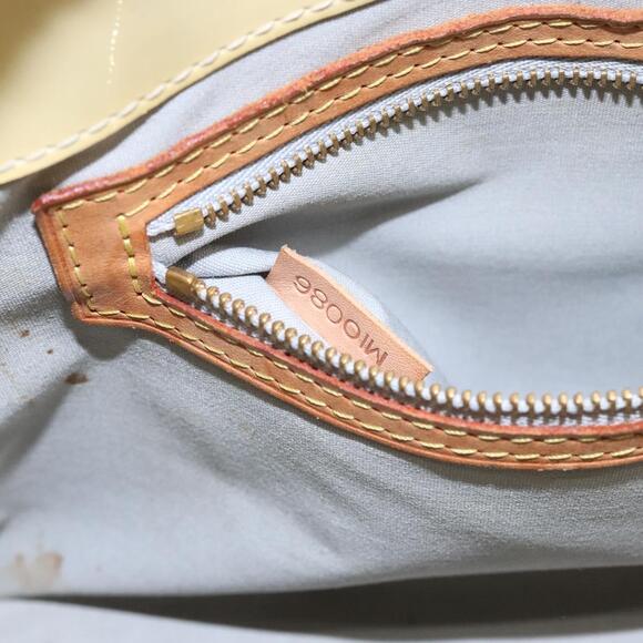 LOUIS VUITTON Monogram Vernis Reade PM Hand Bag Perle M91336 - Picture 13 of 13